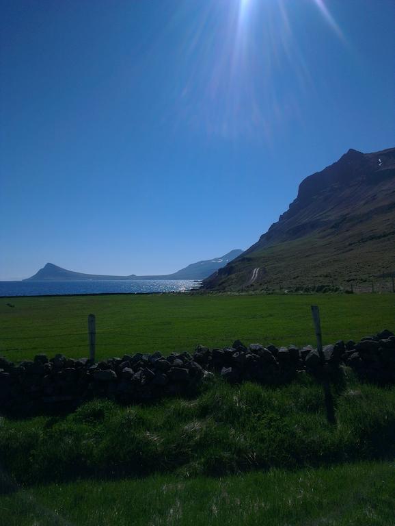 Urdartindur Guesthouse And Cottages Northurfjorthur Szoba fotó